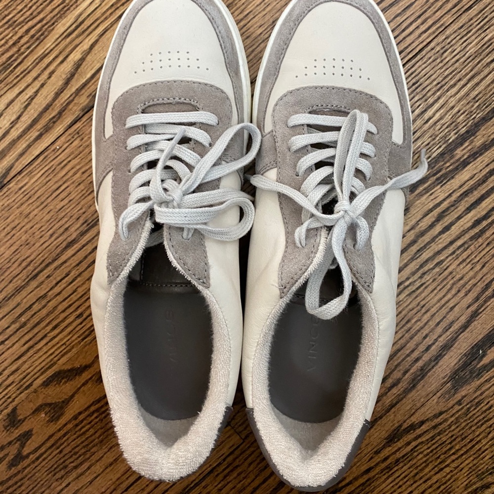 Brand new Vince sneakers